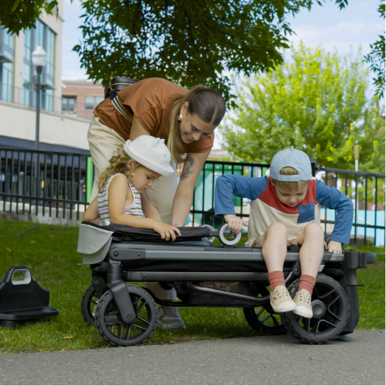 Image of two kids in Shyft Rideshare in wagon mode