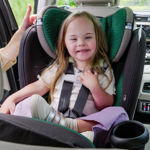 Revolve360 Extend All-in-One Rotating Car Seat with Green & Gentle Fabric - Feature Image 2