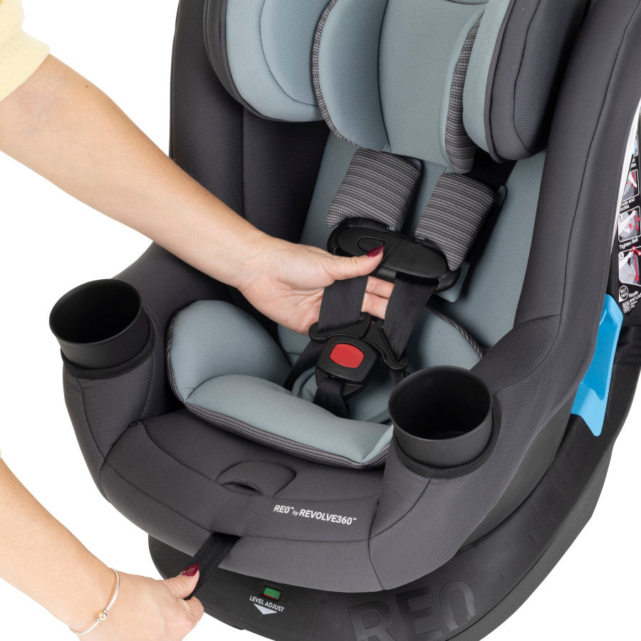 REO by Revolve360 Rotational Convertible Car Seat buckle