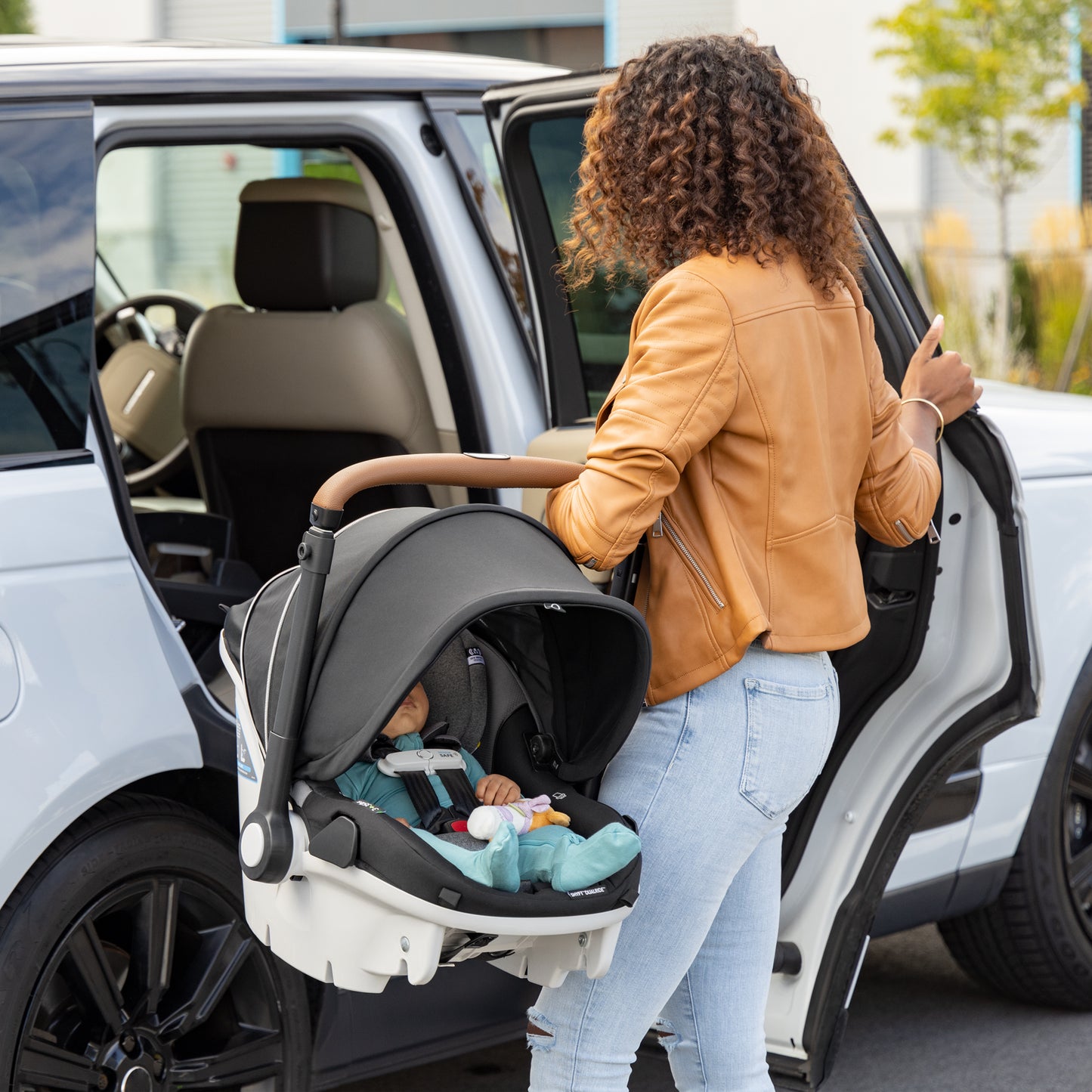 Shyft DualRide with Carryall Storage Infant Car Seat and Stroller Combo