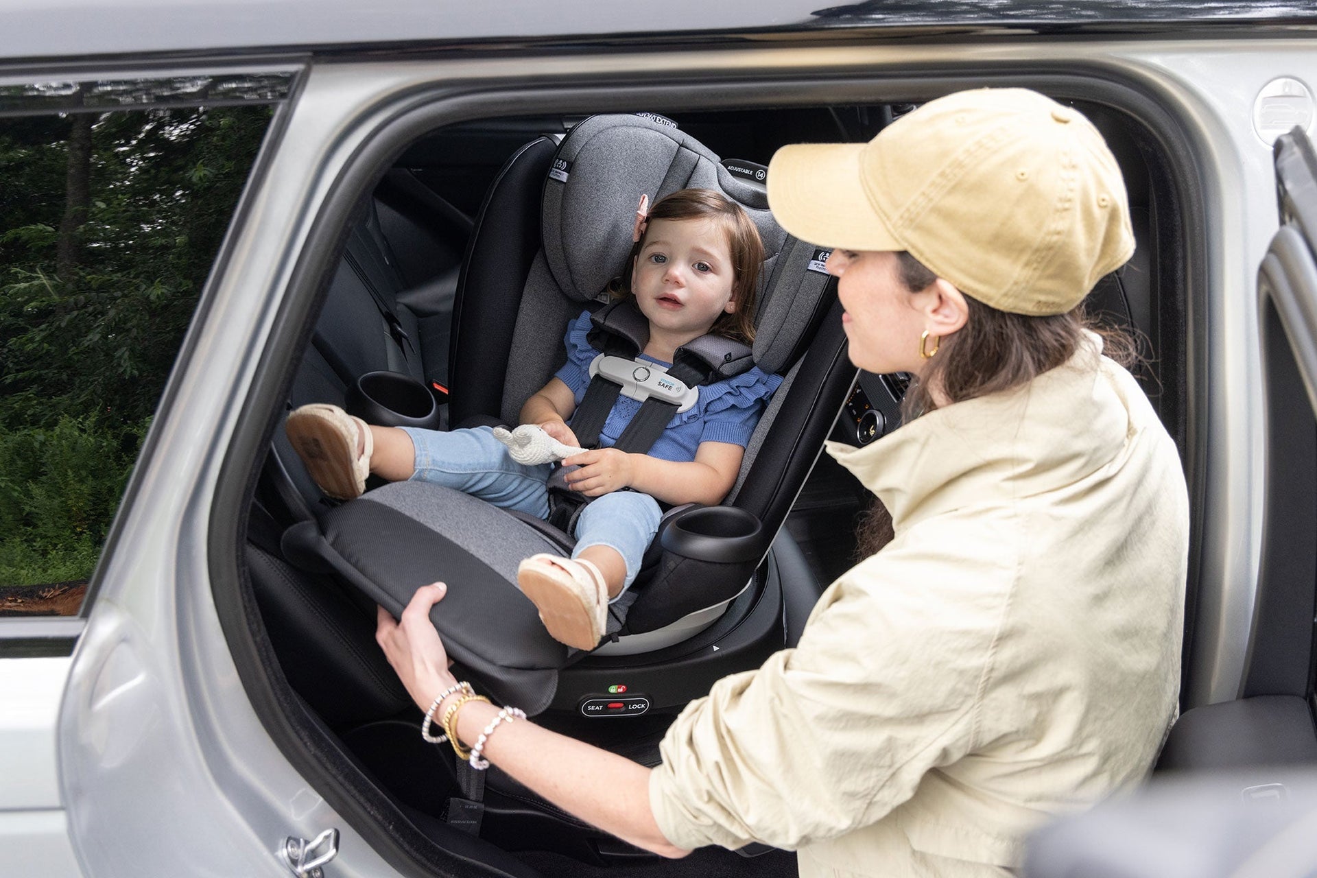 maxi cosi seggiolino Maxi-Cosi Onyx Auto ISOFIX, 15 Mesi Mini Backpack Black Suede Color:Trans Gold positioning booster Discount code eligible