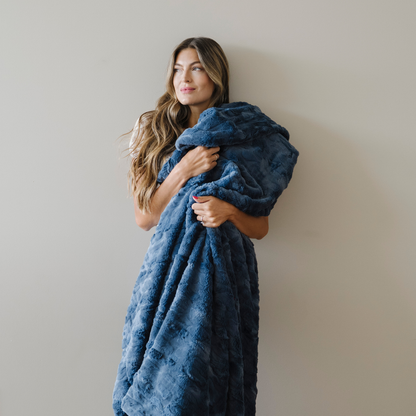 PATTERNED FAUX FUR XL THROW BLANKETS