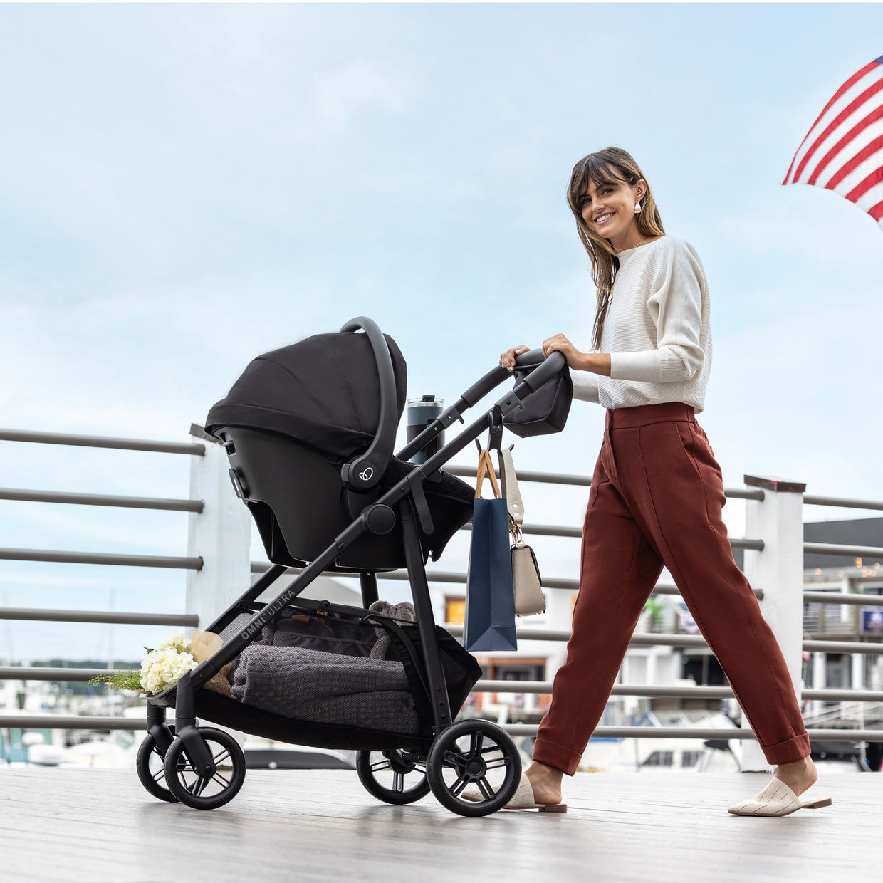 Evenflo Evenflo Omni Ultra Travel System with Revolve180 LiteMax NXT Rotating Preemie and Infant Car Seat