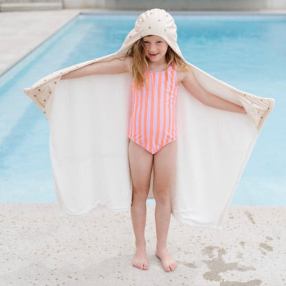 towels with hoodie 9