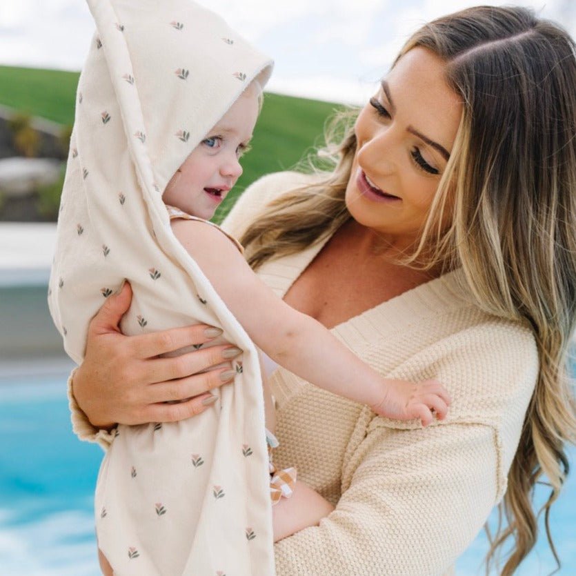 towels with hoodie 3