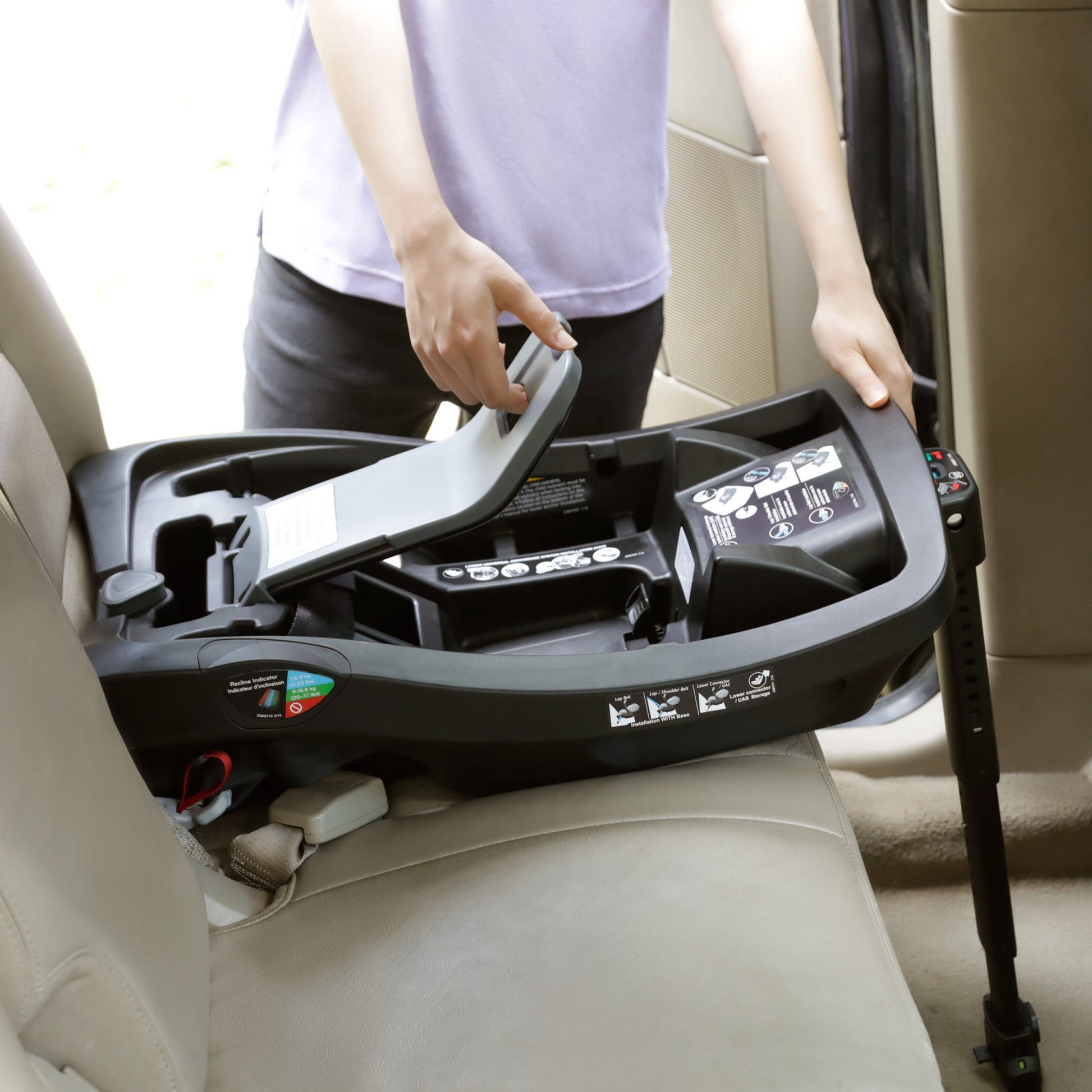 LiteMax DLX Infant Car Seat (Olympus) 15