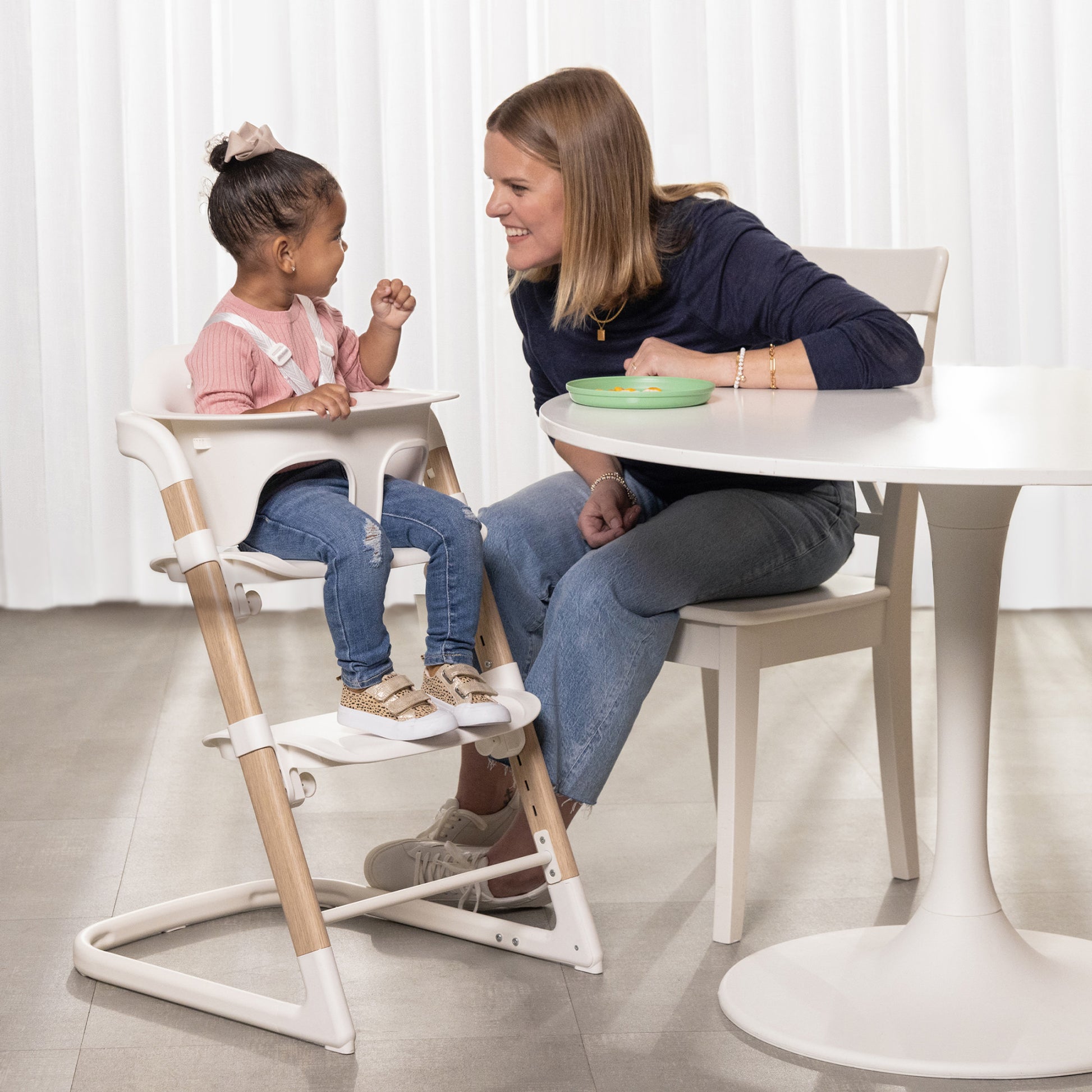 Evenflo Bria™ RightSeat™ Multistage High Chair