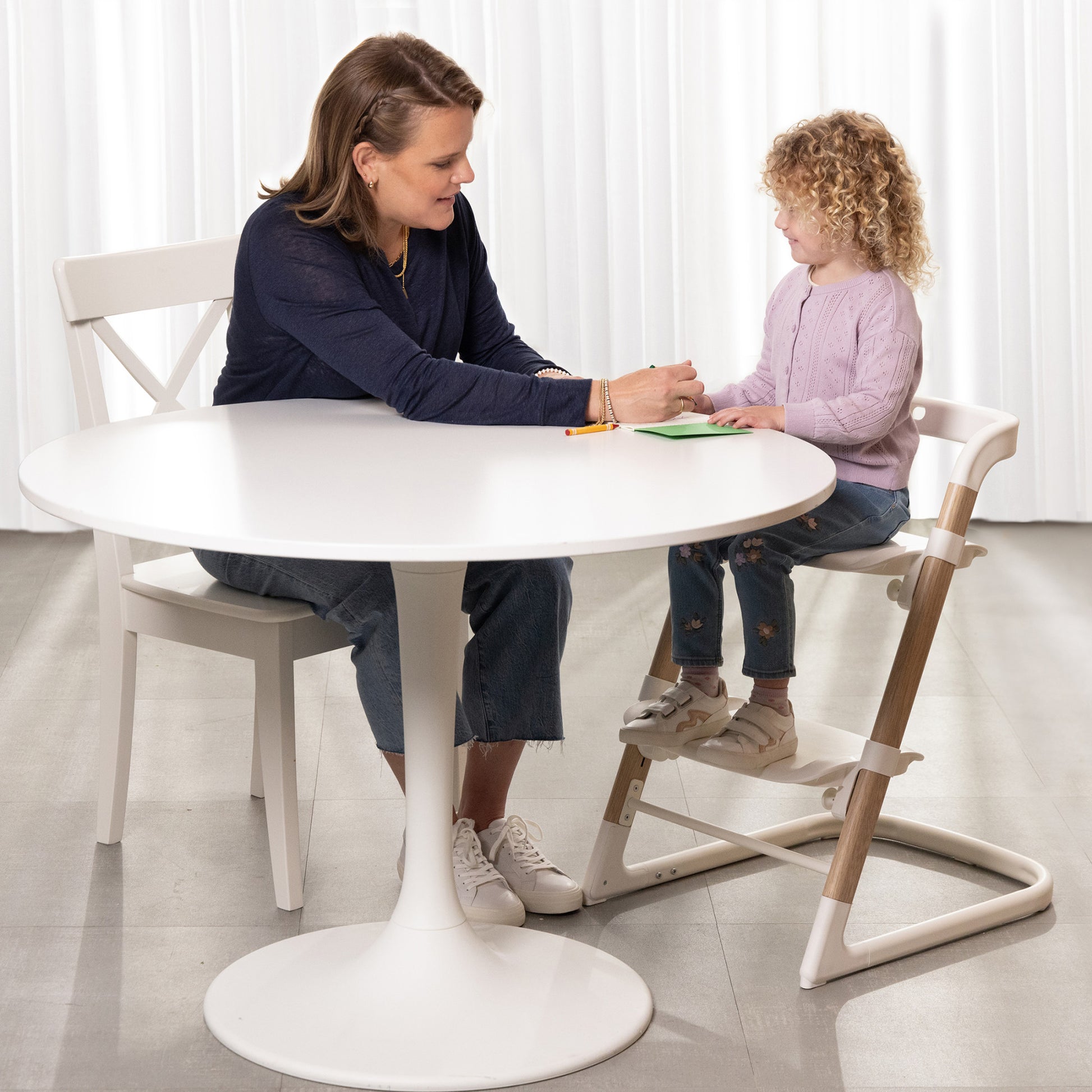 Evenflo Bria™ RightSeat™ Multistage High Chair