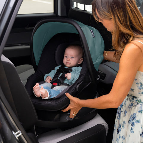 Pivot NXT Travel System w/ Revolve180 LiteMax NXT Infant Car Seat - Feature 2