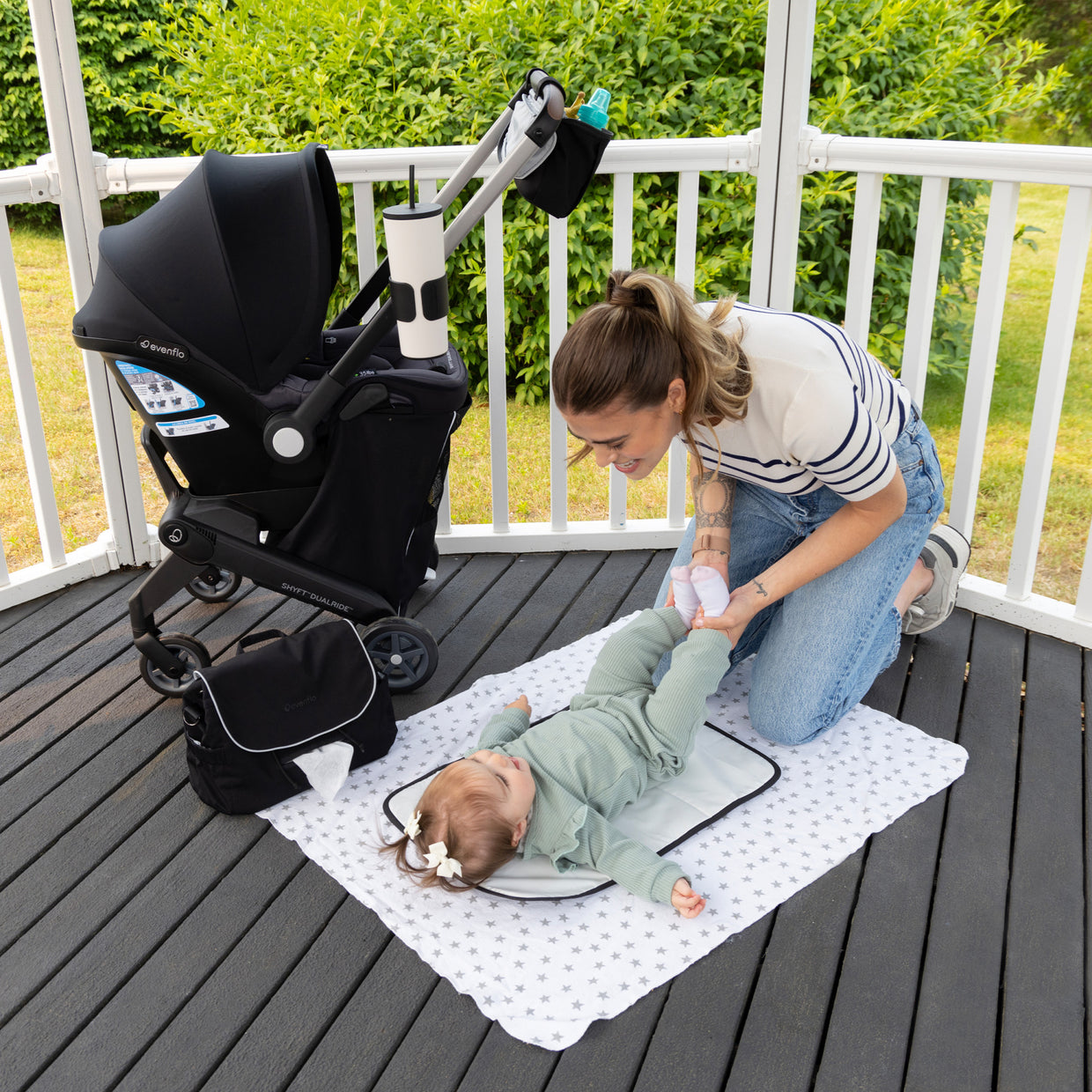 evenflo stroller travel bag Evenflo Shyft DualRide Babe on The Run Essentials Bag