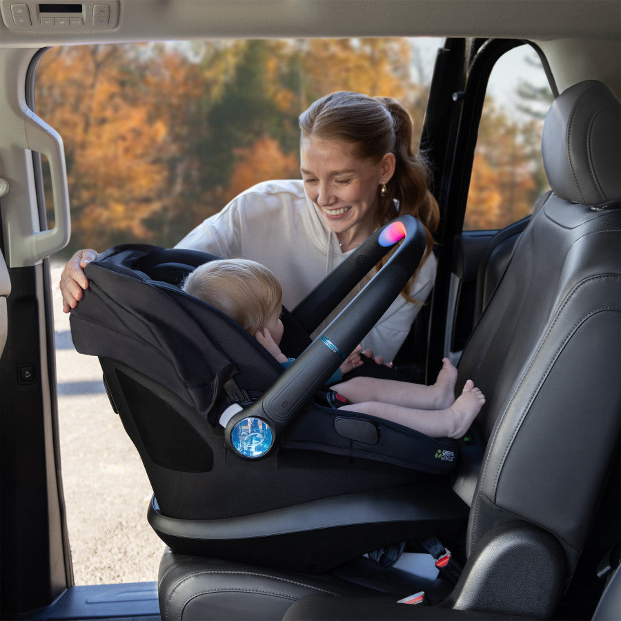 Evenflo LiteMax NXT Infant Car Seat with SensorySoothe travel