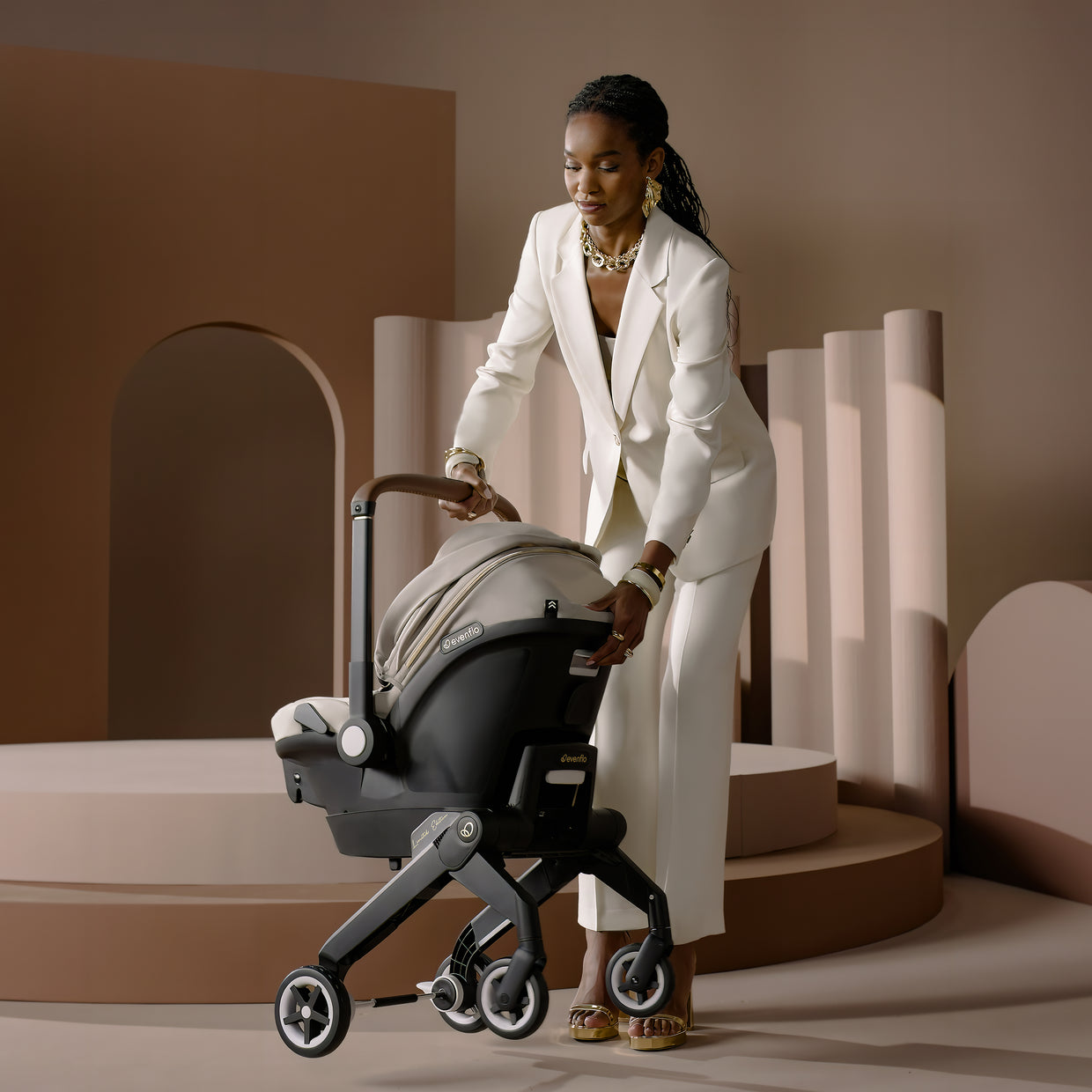 Evenflo Shyft DualRide Infant Car Seat Stroller Combo with Green & Gentle Fabric (Champagne)