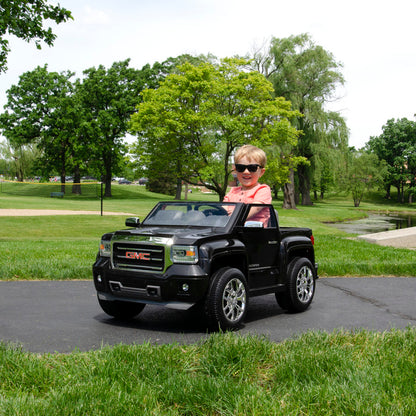 GMC Sierra 6-Volt Battery Ride-On Vehicle